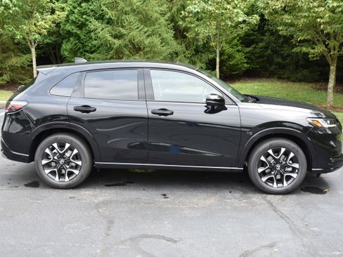 New 2026 Honda HR-V EX-L image 9