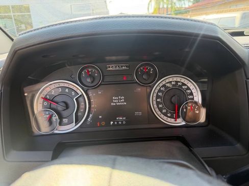Used 2018 RAM 2500 Laramie w/ Sport Appearance Group AWD/4WD image 22