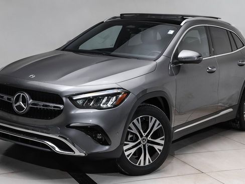 New 2026 Mercedes-Benz GLA 250 4MATIC image 1