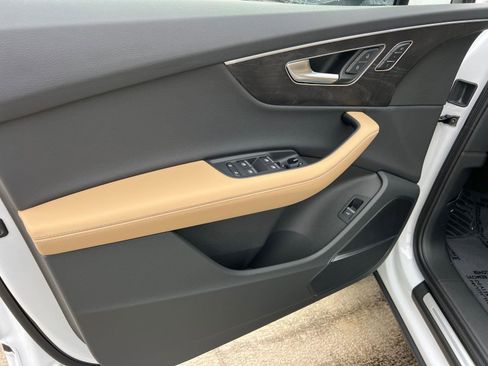 New 2026 Audi Q7 Premium Plus image 10