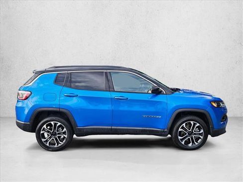 Used 2024 Jeep Compass Limited AWD/4WD image 4