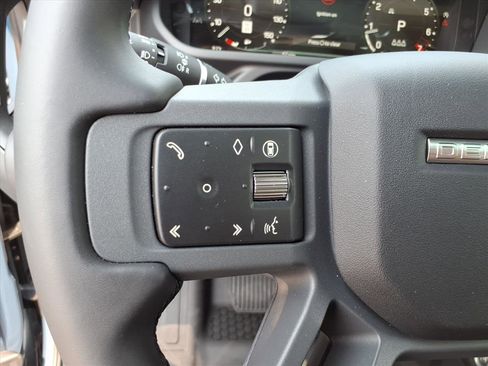 New 2025 Land Rover Defender 110 S image 15