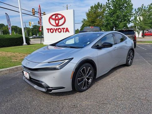 Used 2024 Toyota Prius Limited w/ Limited Premium Package FWD image 2