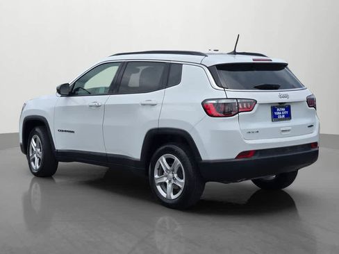 Used 2024 Jeep Compass Latitude w/ Altitude Special Edition AWD/4WD image 4