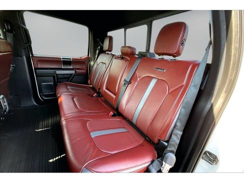 Used 2019 Ford F150 Platinum w/ Equipment Group 701A Luxury AWD/4WD image 20