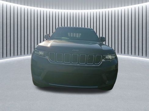 New 2025 Jeep Grand Cherokee Laredo X w/ Luxury Tech Group I image 8