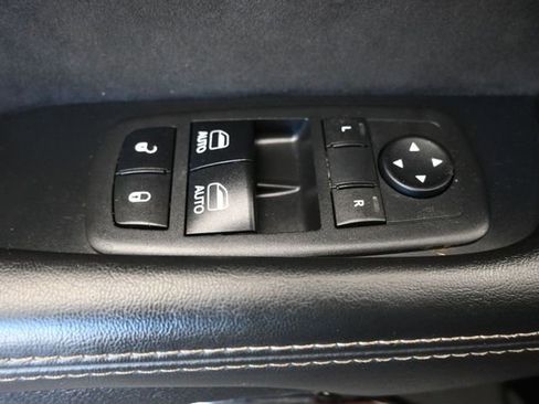 Used 2017 Dodge Challenger SRT Hellcat image 14