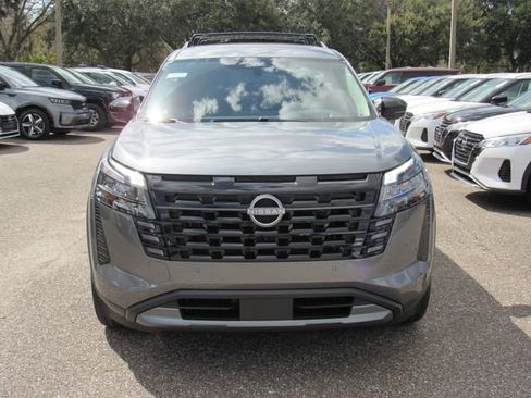 New 2026 Nissan Pathfinder Platinum image 8