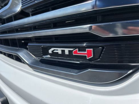 Used 2025 GMC Sierra 1500 AT4 AWD/4WD image 10