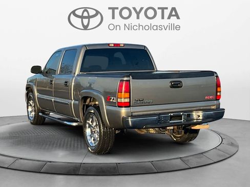 Used 2006 GMC Sierra 1500 SLT w/ Onstar Plus Package image 3