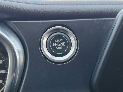 Used 2020 Chevrolet Blazer LT image 18