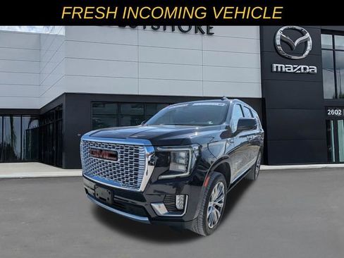 Used 2022 GMC Yukon Denali w/ Denali Ultimate Package AWD/4WD image 7