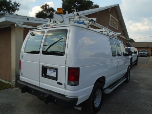 Used 2013 Ford E-250 and Econoline 250 w/ PWR Group image 2