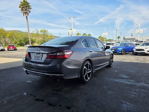 Used 2016 Honda Accord Sport image 8