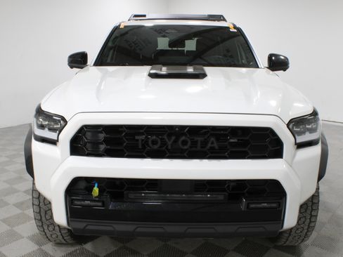 Used 2025 Toyota 4Runner TRD Pro AWD/4WD image 33