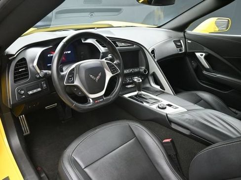 Used 2016 Chevrolet Corvette Z06 RWD image 11