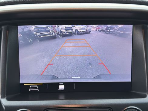 Used 2020 Chevrolet Colorado Z71 image 30