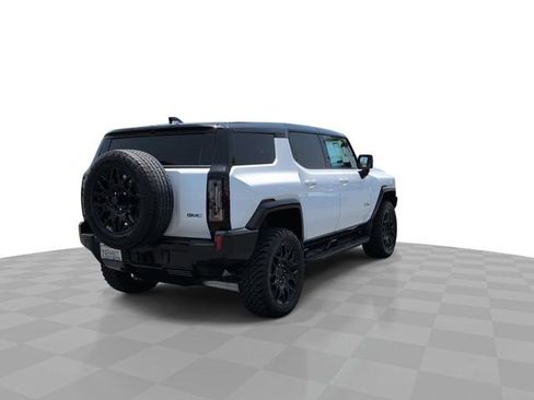 Used 2024 GMC Hummer EV 2X AWD/4WD image 8