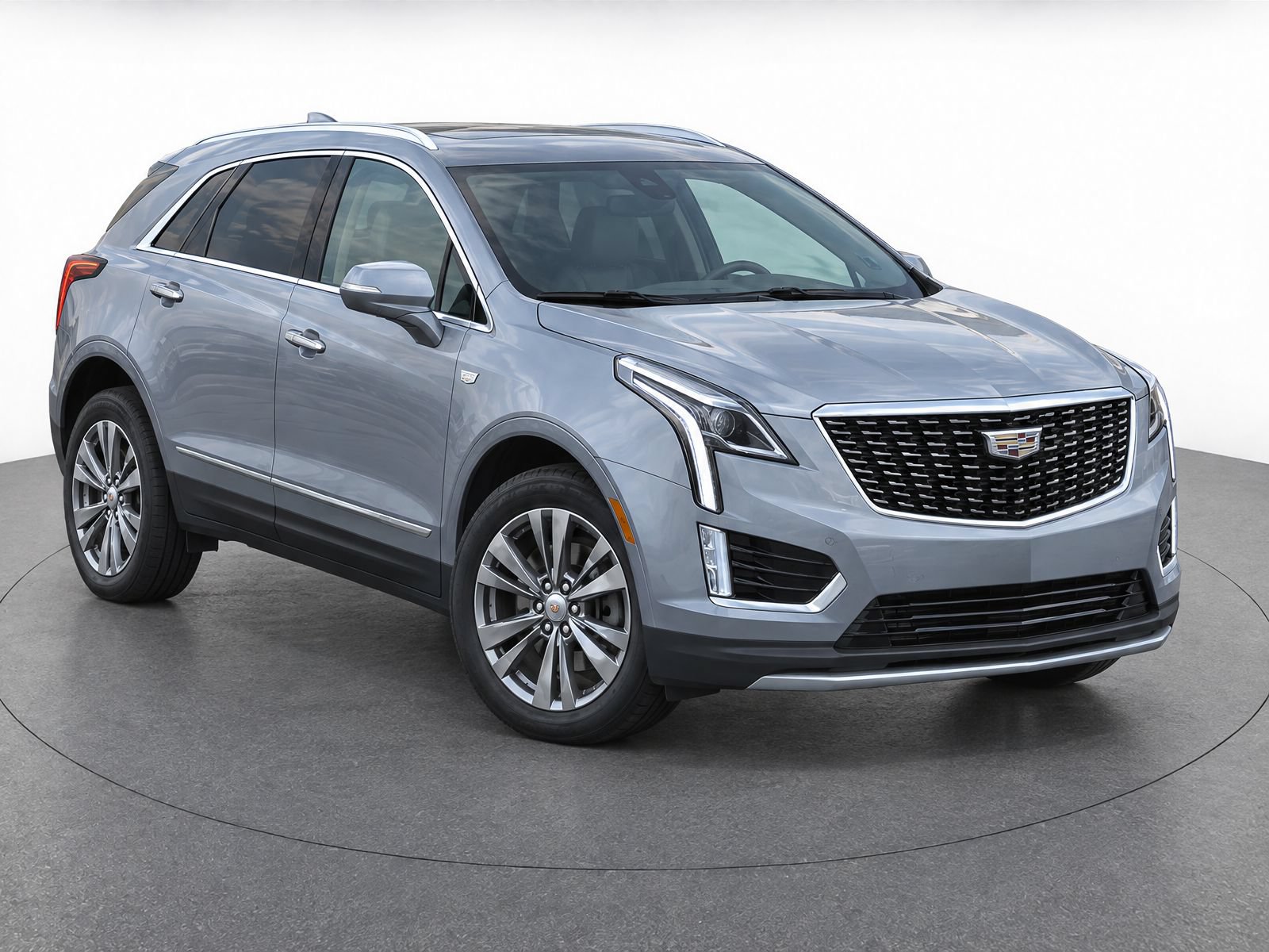 Used 2024 Cadillac XT5 Premium Luxury FWD image 2