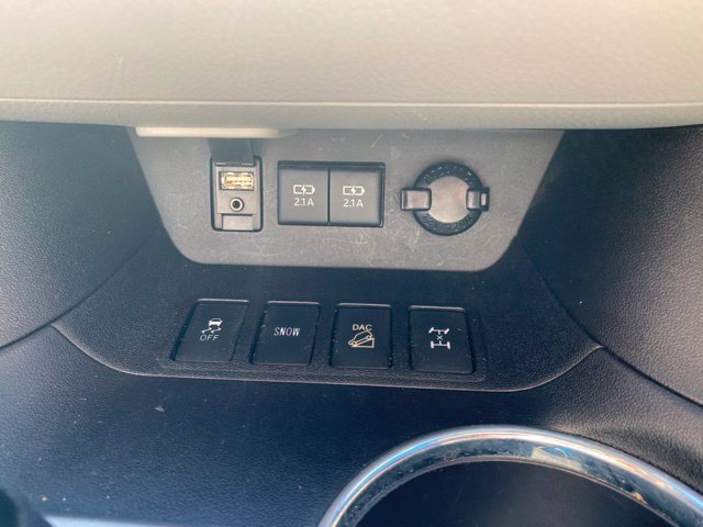 Used 2018 Toyota Highlander Limited w/ Protection Package #3 AWD/4WD image 38
