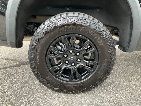 Used 2026 Chevrolet Silverado 1500 ZR2 AWD/4WD image 27