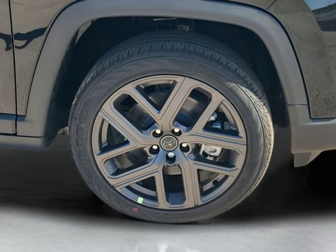 New 2026 Jeep Compass Latitude AWD/4WD image 20