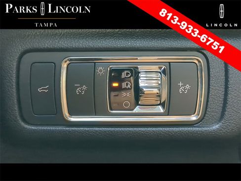 Certified 2022 Lincoln Corsair FWD w/ Equipment Group 101A image 25