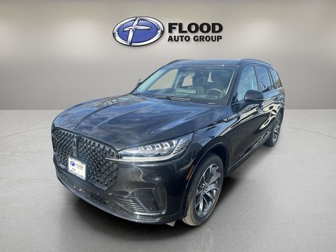 New 2025 Lincoln Aviator AWD w/ Jet Appearance Package image 3