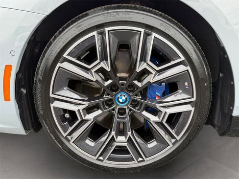 Certified 2025 BMW i5 M60 w/ Premium Package image 14