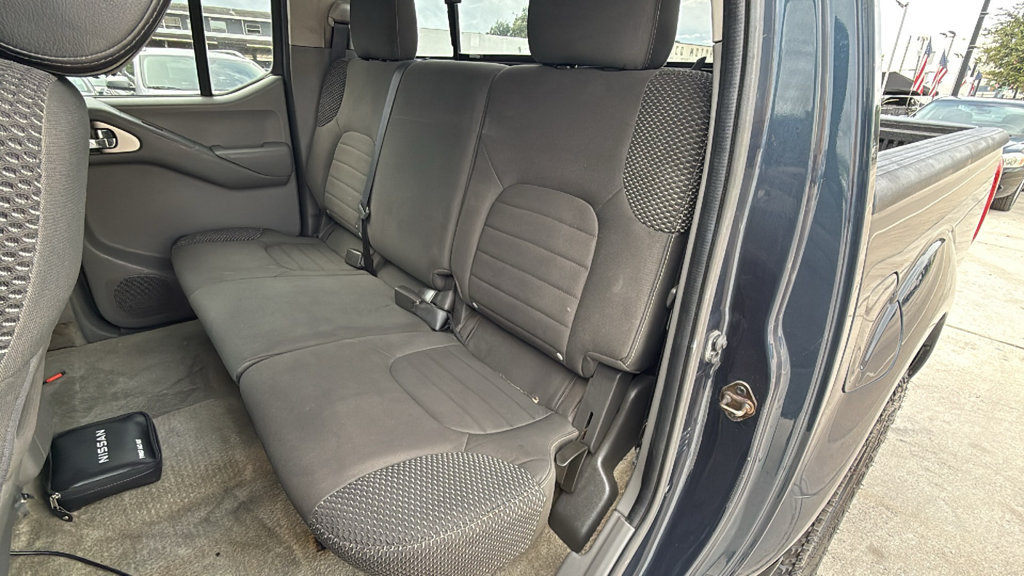 Used 2016 Nissan Frontier Desert Runner RWD image 25