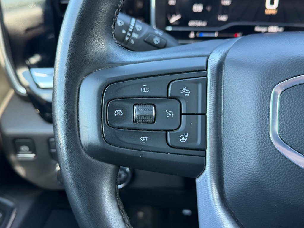 Used 2025 GMC Sierra 1500 SLT AWD/4WD image 35