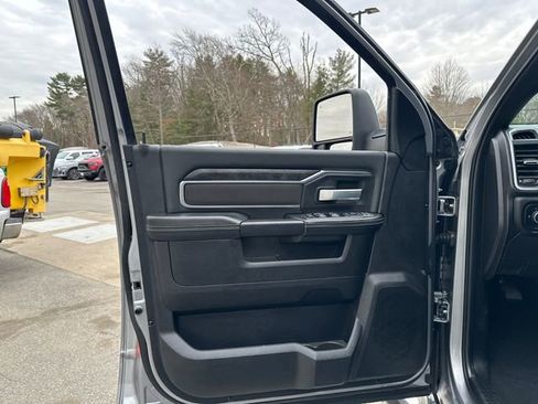 Used 2024 RAM 2500 Big Horn w/ Safety Group image 24