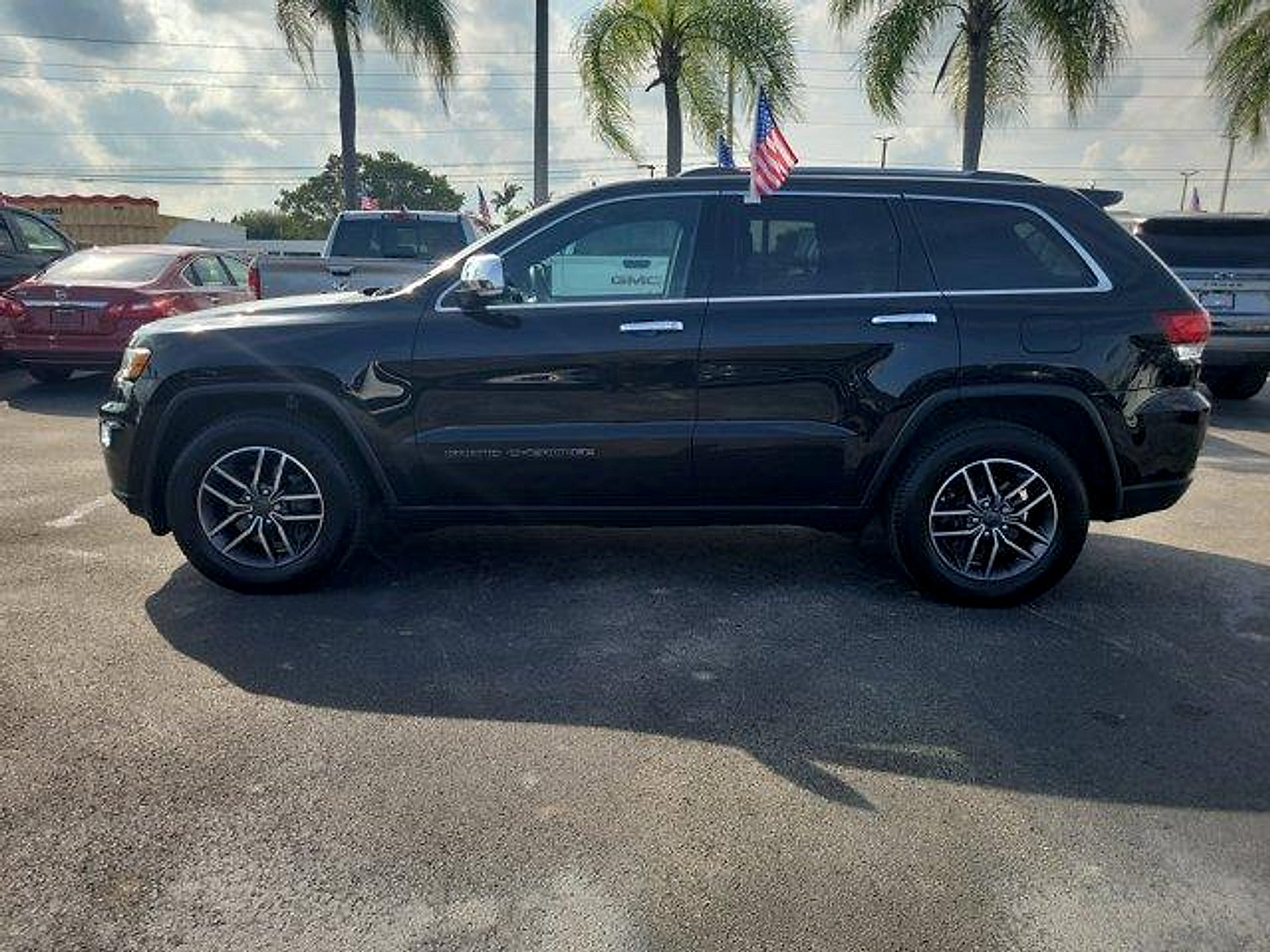 Used 2020 Jeep Grand Cherokee Limited RWD image 4