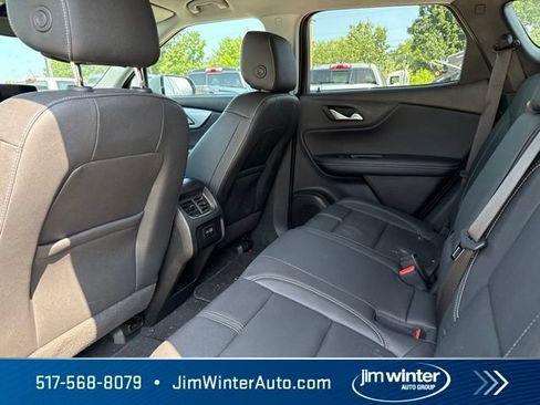 Used 2024 Chevrolet Blazer LT AWD/4WD image 10