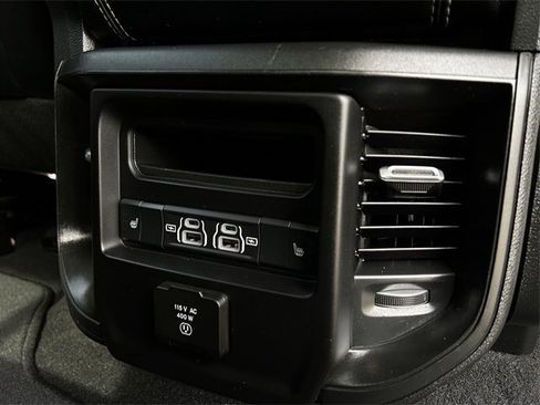 Used 2025 RAM 1500 Laramie image 34