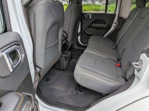 Certified 2025 Jeep Wrangler Unlimited Sahara AWD/4WD image 22