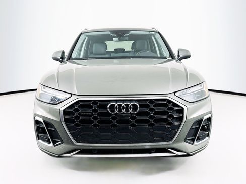Used 2024 Audi Q5 2.0T Premium Plus AWD/4WD image 2