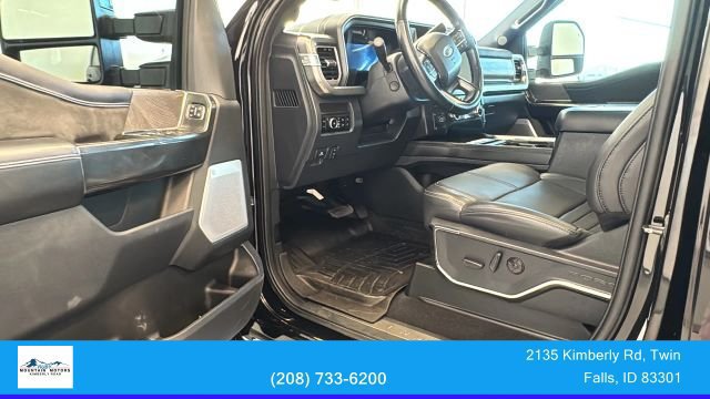 Used 2025 Ford F350 Platinum w/ Tremor Off-Road Package AWD/4WD image 17