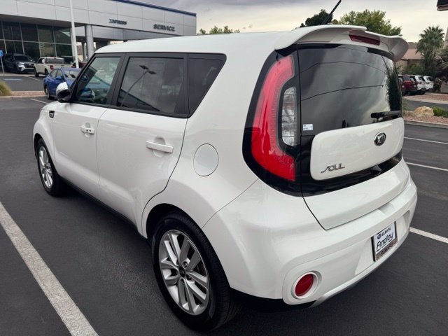 Used 2018 Kia Soul + w/ + Primo LIT Package FWD image 4