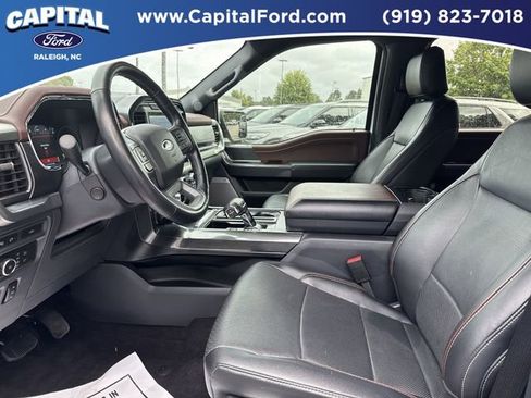 Certified 2022 Ford F150 Lariat w/ Equipment Group 502A High image 18