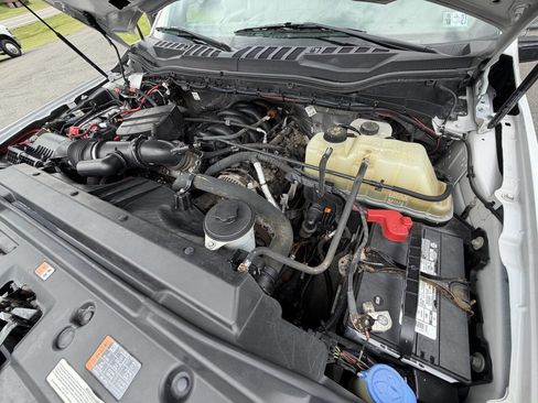 Used 2021 Ford F550 4x4 Regular Cab Super Duty image 22