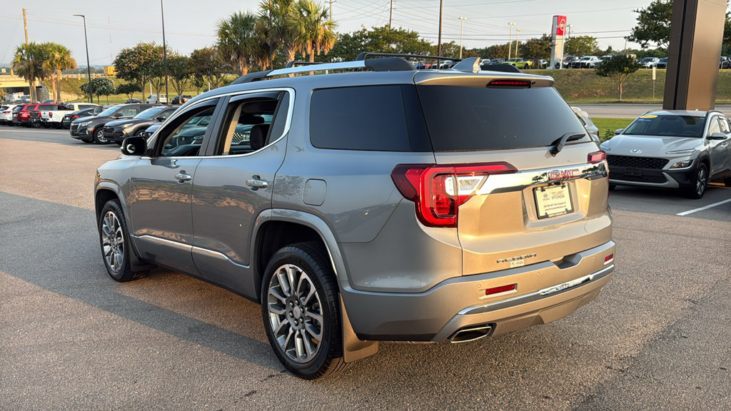 Used 2023 GMC Acadia Denali FWD image 5