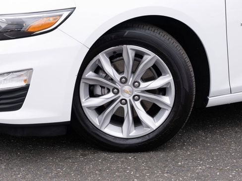 Used 2024 Chevrolet Malibu LT w/ LPO, Floor Liner Package FWD image 21