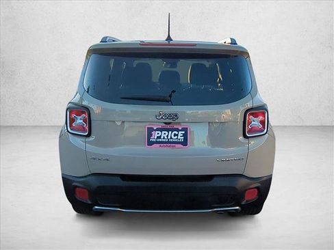 Used 2015 Jeep Renegade Limited image 7