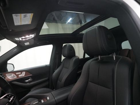Used 2022 Mercedes-Benz GLS 450 4MATIC image 33