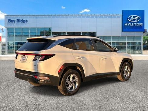 Used 2023 Hyundai Tucson SEL image 2