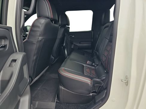 Used 2025 Nissan Frontier Pro-X w/ Pro Premium Package RWD image 14