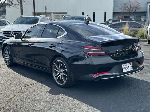 Used 2023 Genesis G70 2.0T image 7