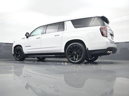 Used 2023 Chevrolet Suburban High Country w/ Advanced Technology Package AWD/4WD image 40