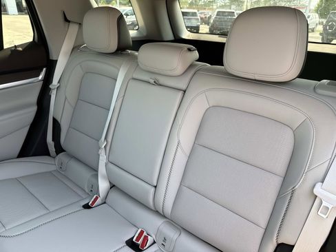 New 2026 GMC Terrain Denali w/ LPO, Black Badging Package AWD/4WD image 13